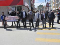 “Yaya Önceliği Kırmızı Çizgimizdir” Etkinliği ile Trafikte Yaya Önceliğine Farkındalık Oluşturuldu