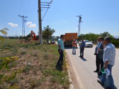 Başkan Çöl, Yapımı Devam Eden Bisiklet Yolunu İnceledi