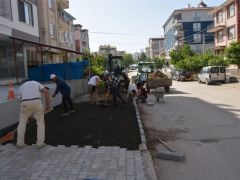 Taş Döşeme ve Bakım Çalışmaları Devam Ediyor